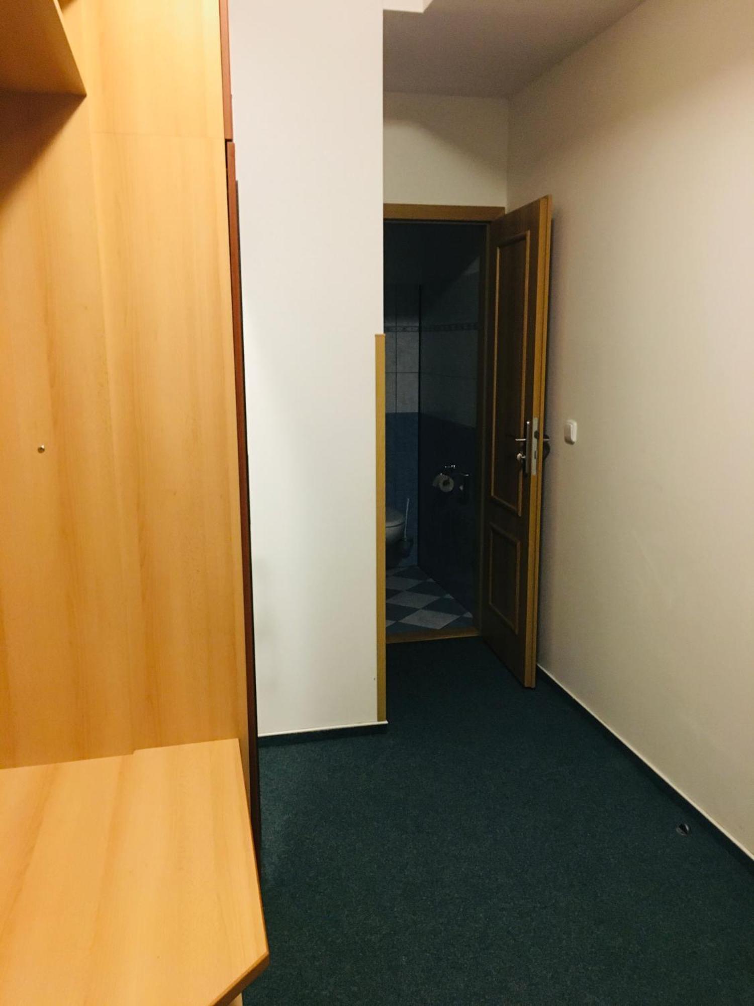 Dvůr Králové nad Labem Penzion Hotelu Central מראה חיצוני תמונה